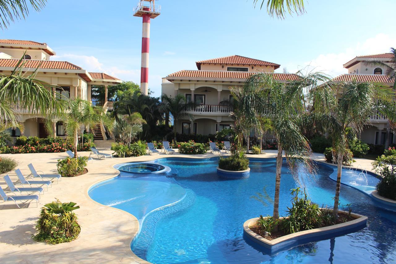 The Meridian At Lighthouse Point West Bay Exterior photo